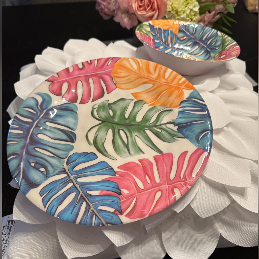 Tropical 8 piece set Melamine Leaf Patterned Dinner Plates & Bowls NWT - Picture 9 of 14